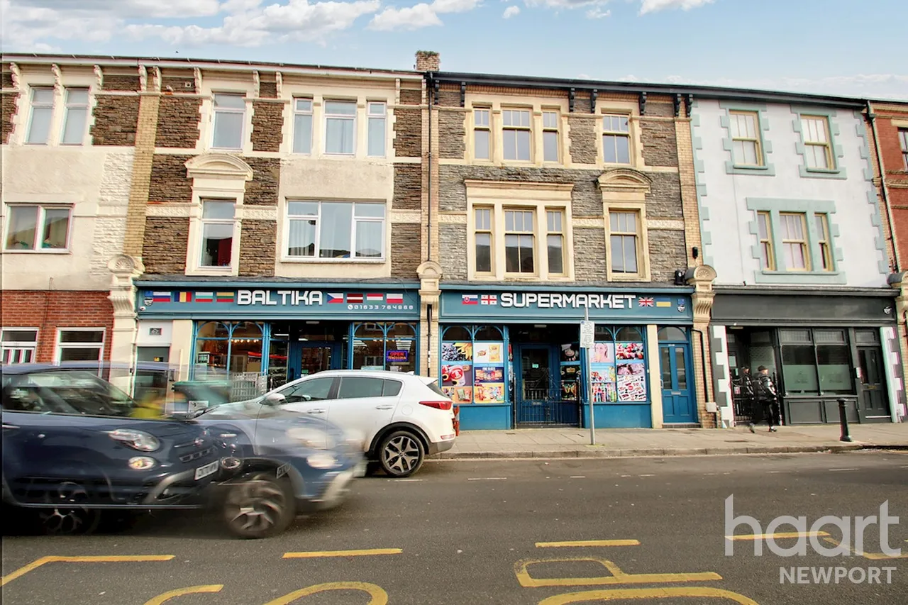 2 bed flat for sale, Commercial Road, Newport, NP20