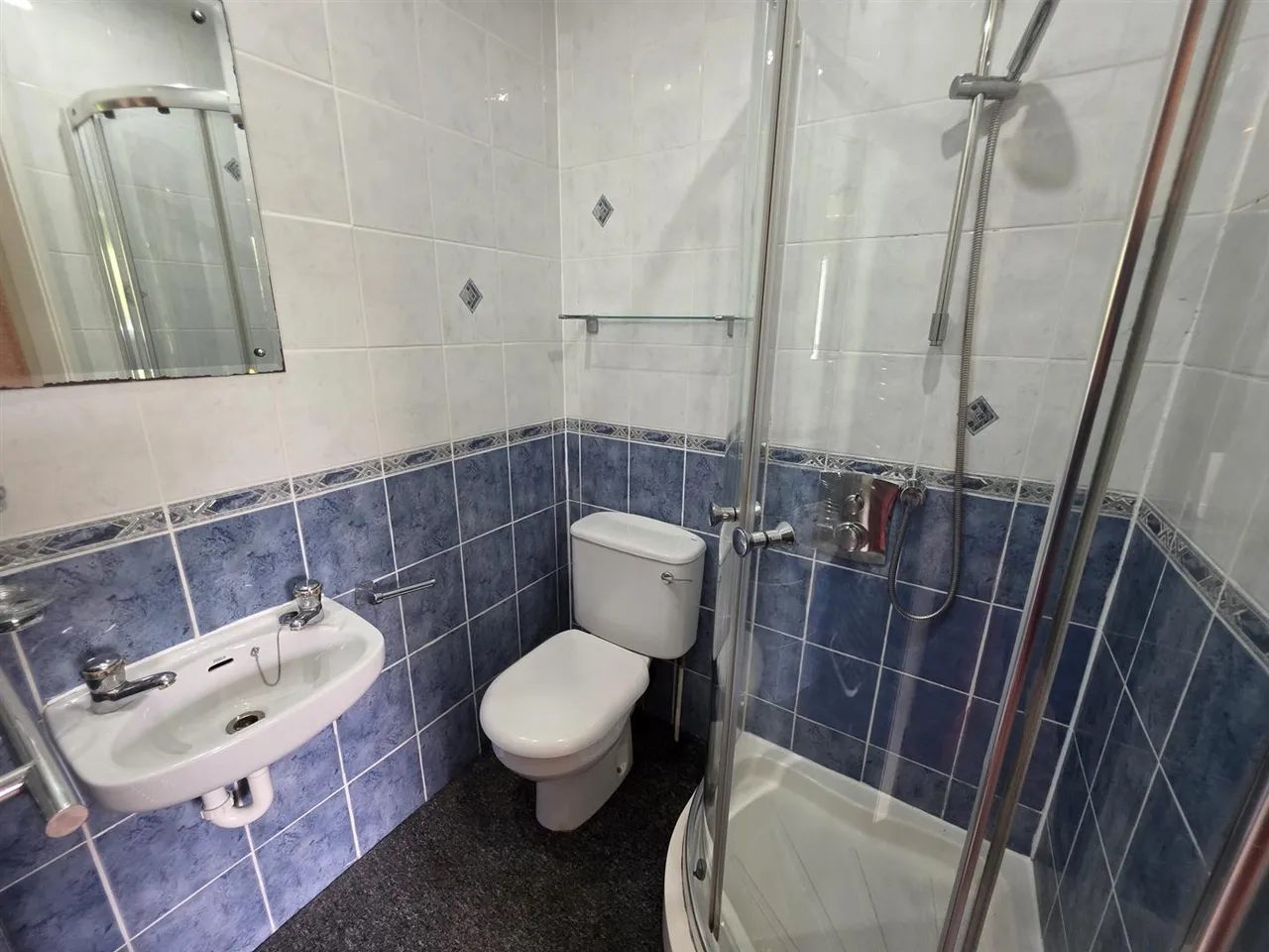 Outwood Road, Heald Green, photo 9
