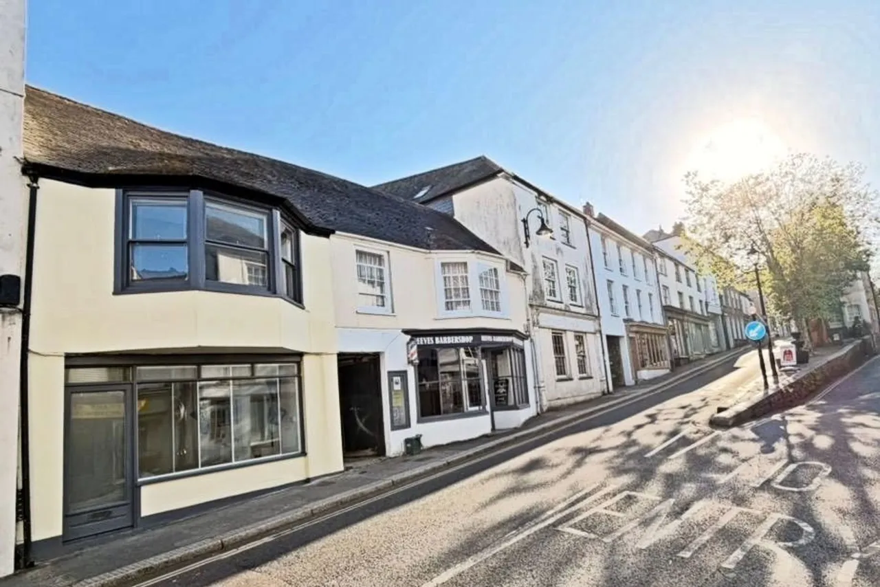 Higher Market Street, Penryn, TR10, photo 18