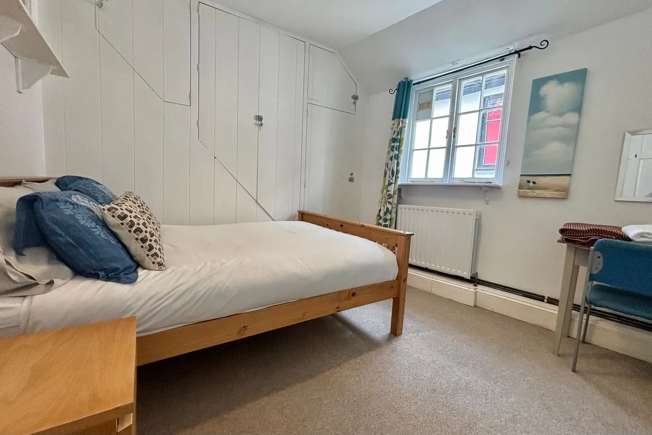 Higher Market Street, Penryn, TR10, photo 11