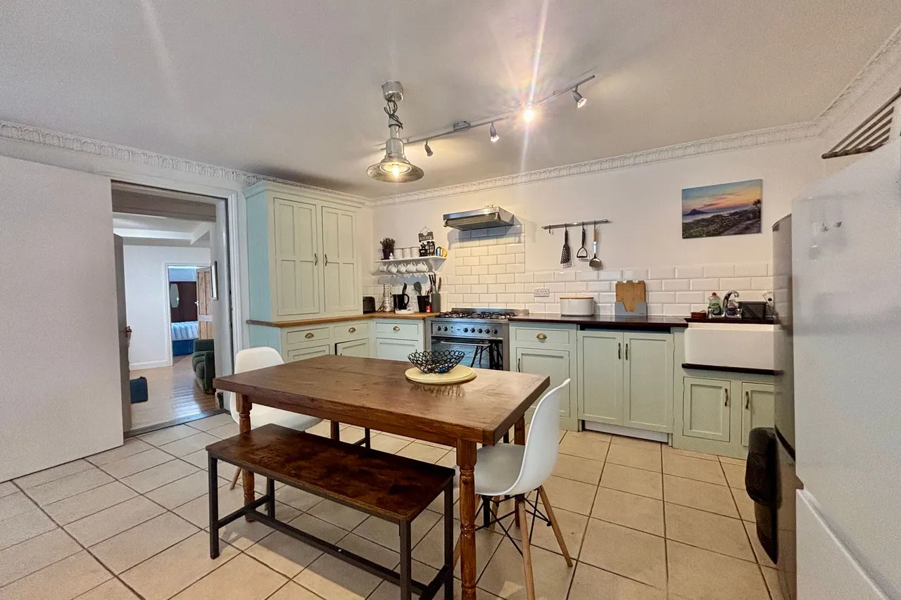 Higher Market Street, Penryn, TR10, photo 2