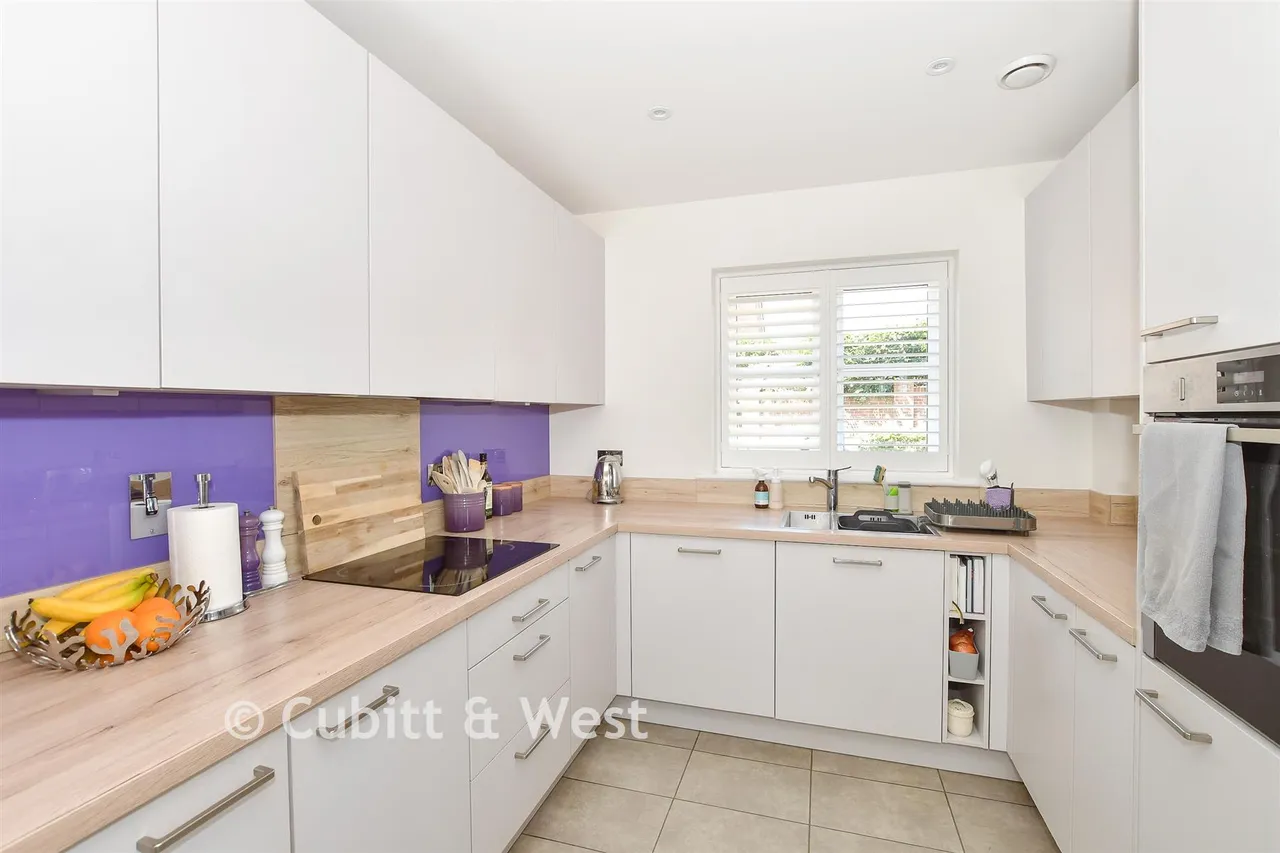 Huntley Mews, Southwater, RH13, photo 4