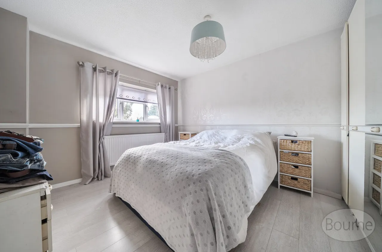 Almond Close, Guildford, GU1, photo 15