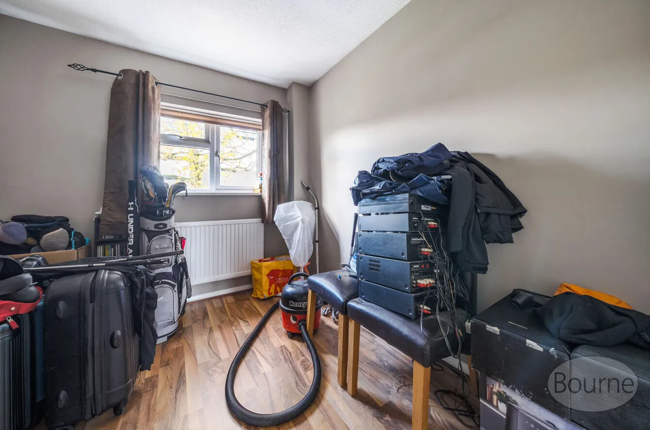 Almond Close, Guildford, GU1, photo 8