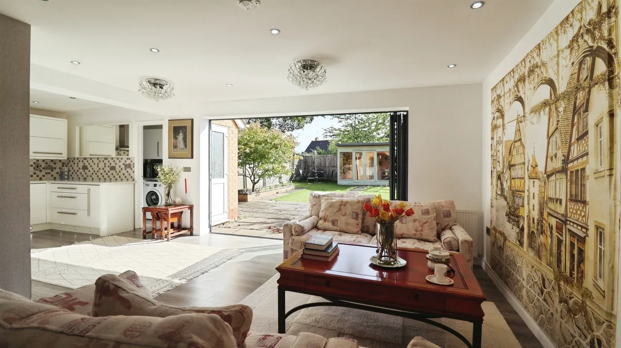 Allen Close, Cardiff, CF3, photo 3