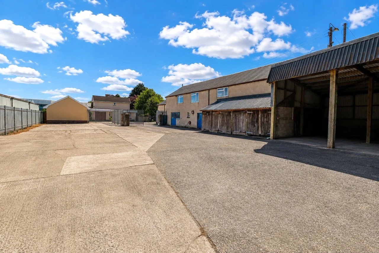 Station Road, South Molton, EX36, photo 3
