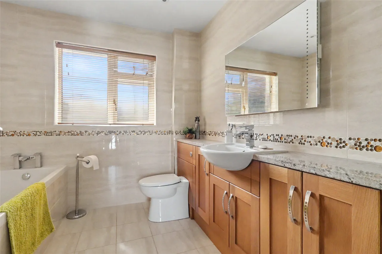 Station Road, South Molton, EX36, photo 18