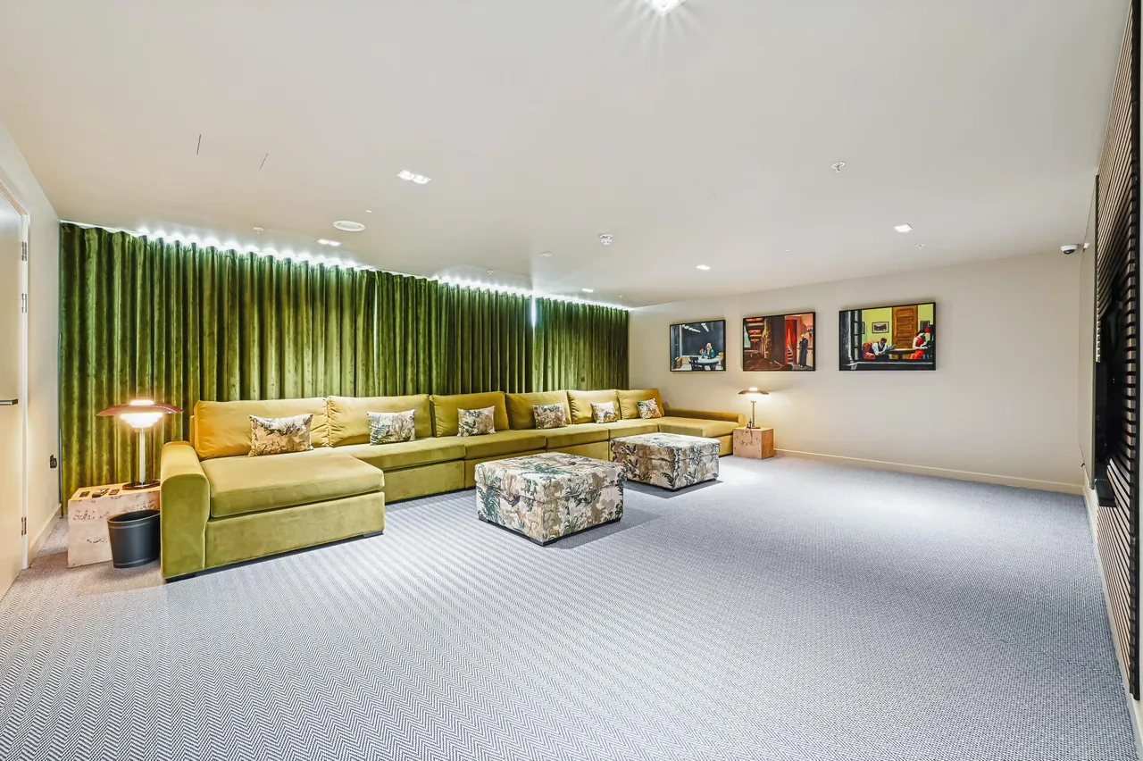 Carnwath Road, London, SW6, photo 15