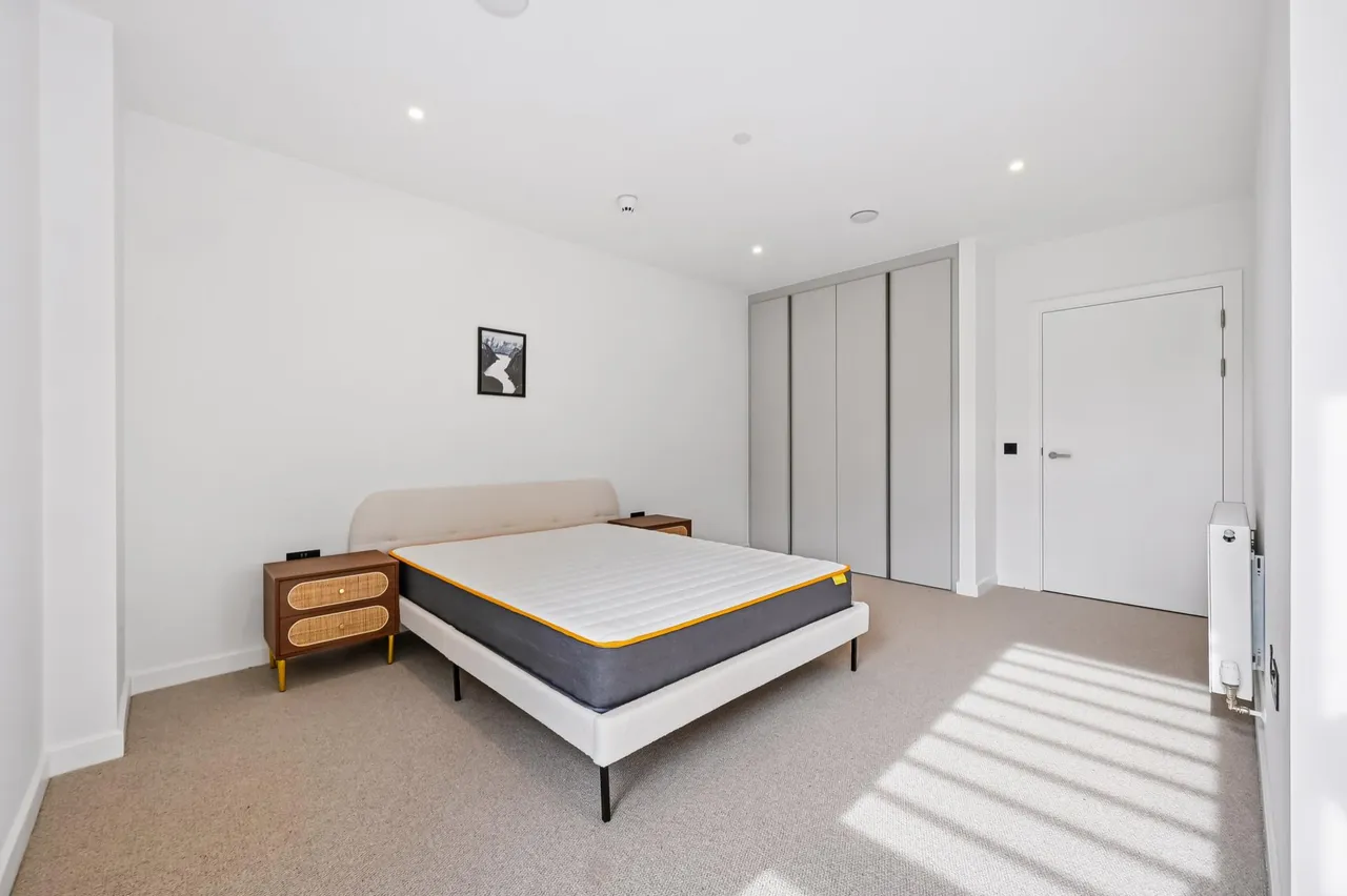 Carnwath Road, London, SW6, photo 8