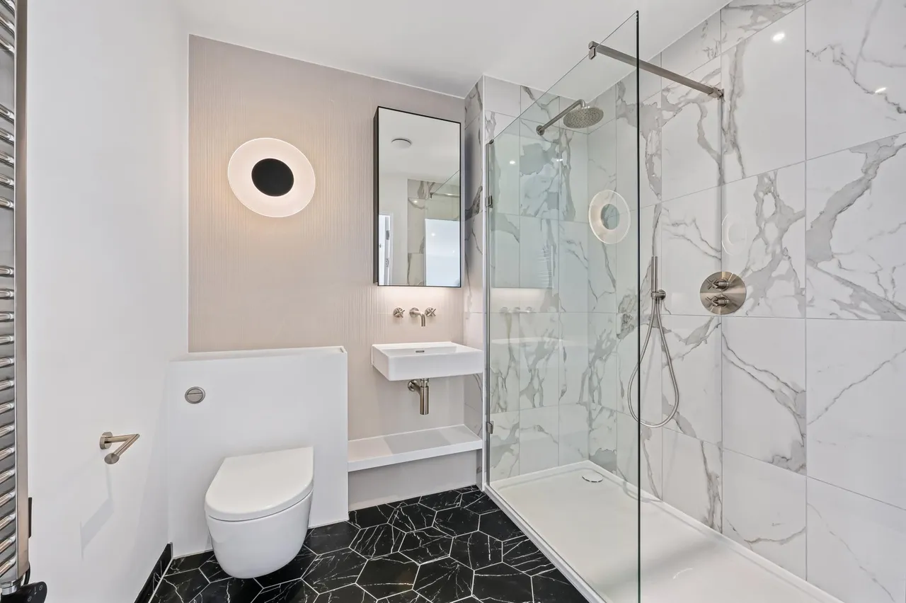 Carnwath Road, London, SW6, photo 9