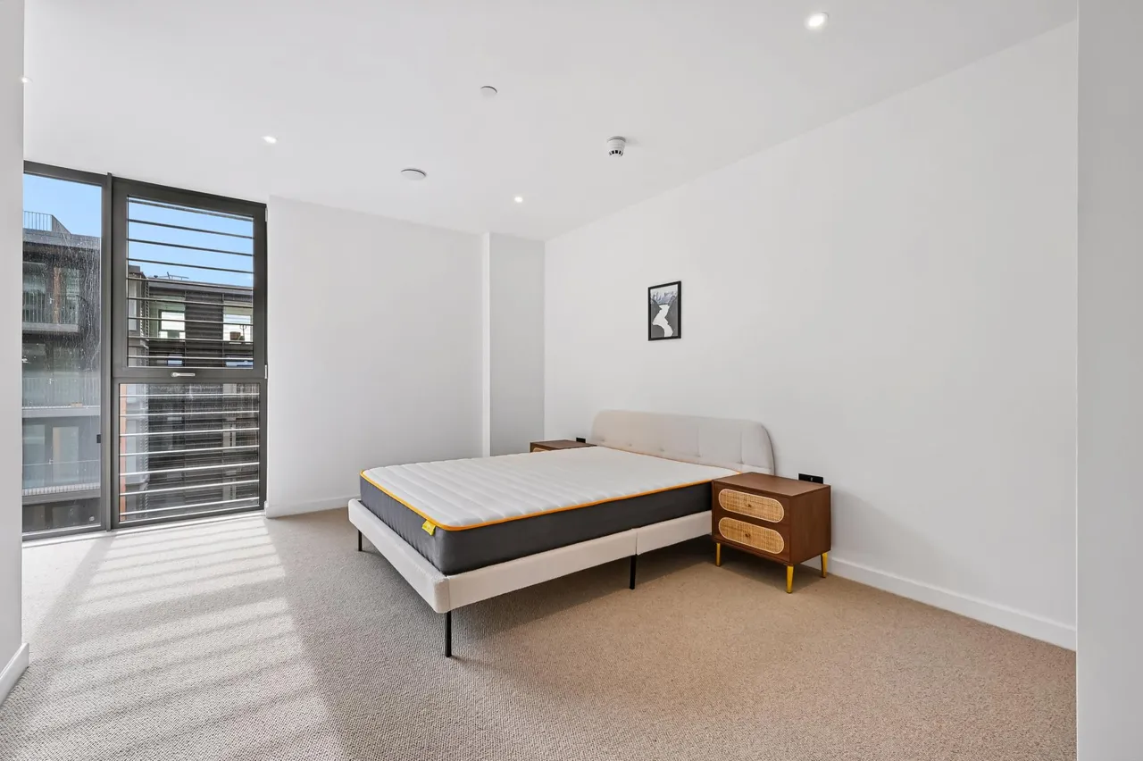 Carnwath Road, London, SW6, photo 7