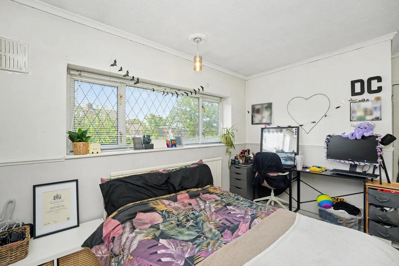 Bowles Green, Enfield, EN1, photo 14