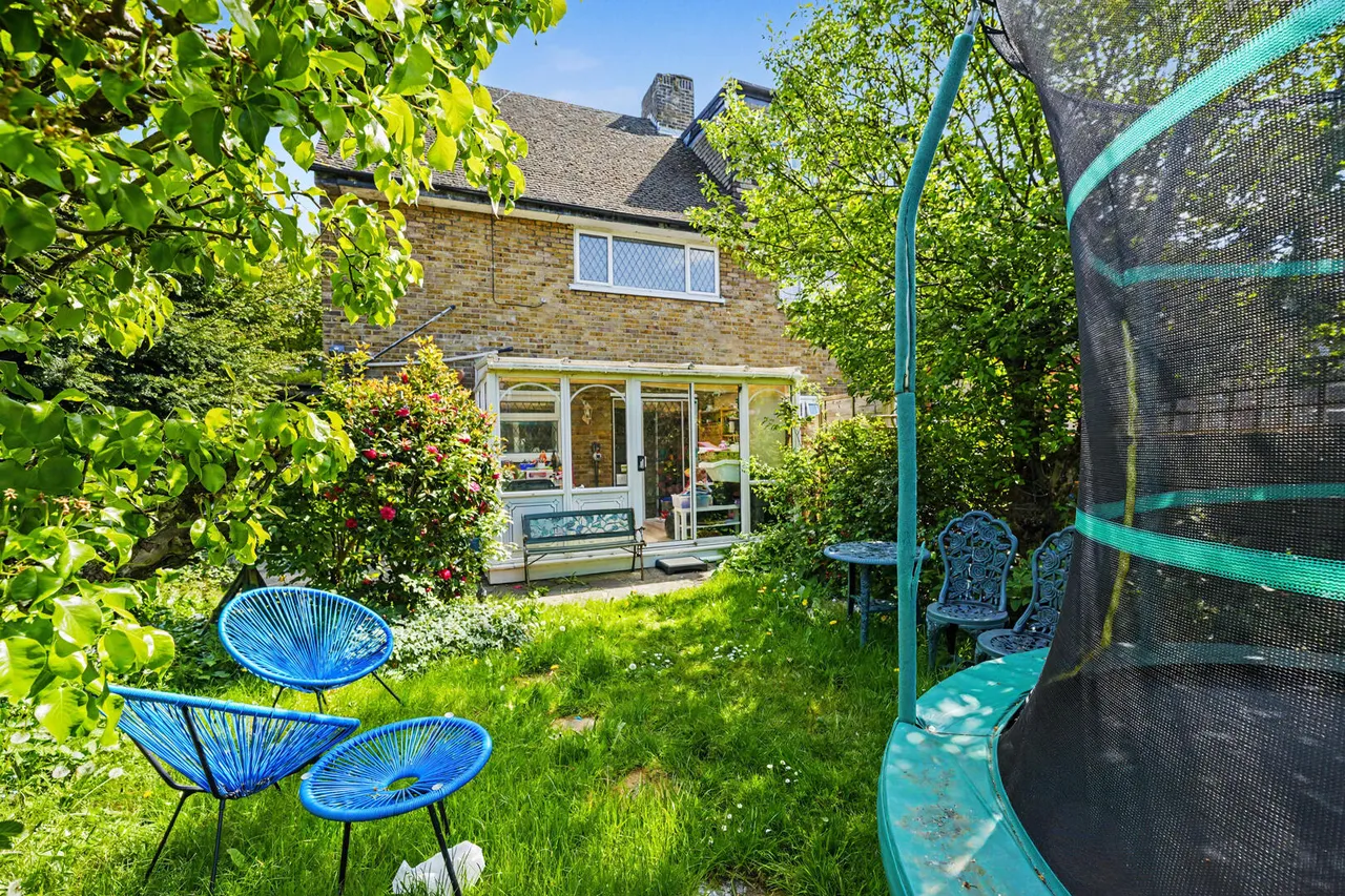 Bowles Green, Enfield, EN1, photo 26