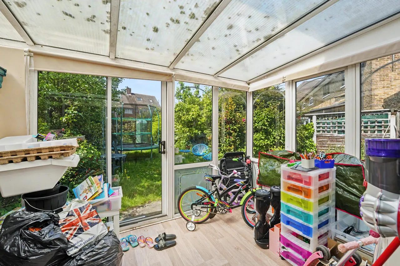 Bowles Green, Enfield, EN1, photo 9