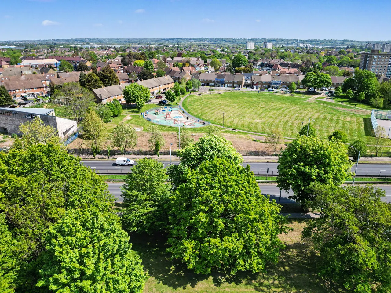 Bowles Green, Enfield, EN1, photo 30