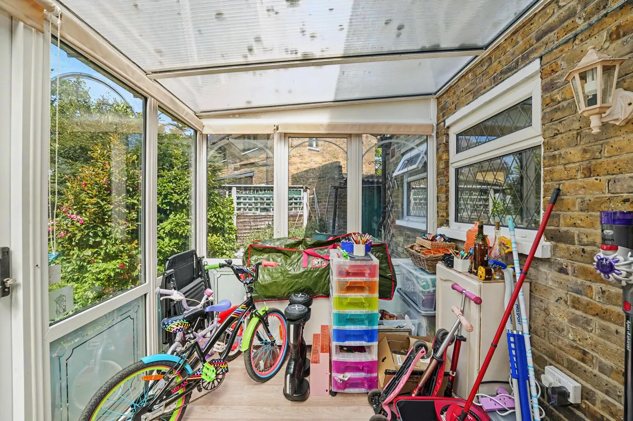 Bowles Green, Enfield, EN1, photo 10
