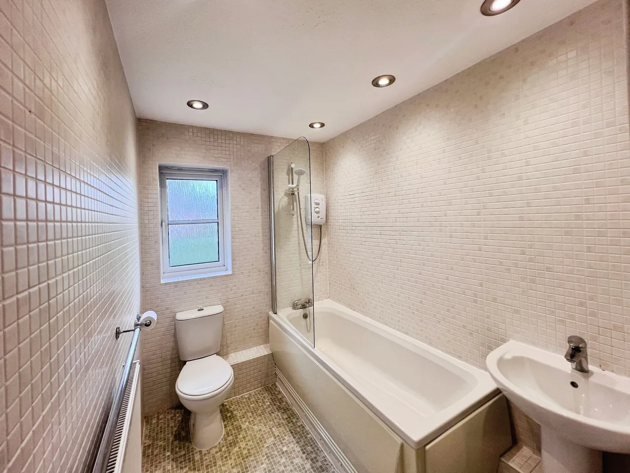 Bloomfield Close, Cheadle, photo 16