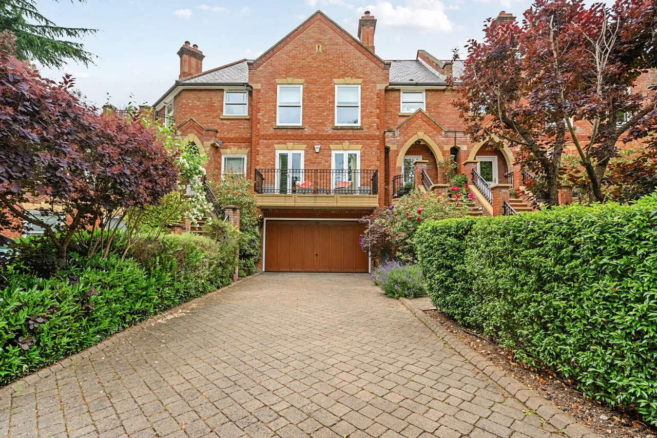 Amersham Road, Chalfont St. Giles, HP8, photo 2