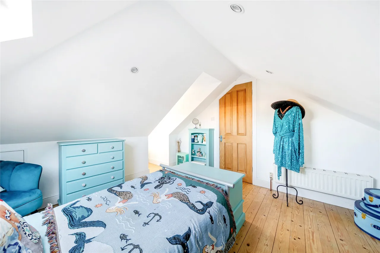 Abbey Road, Horsell, GU21, photo 19