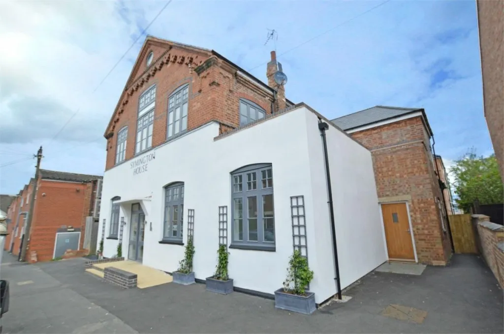 1 bed flat for sale, Market Street, Town Centre