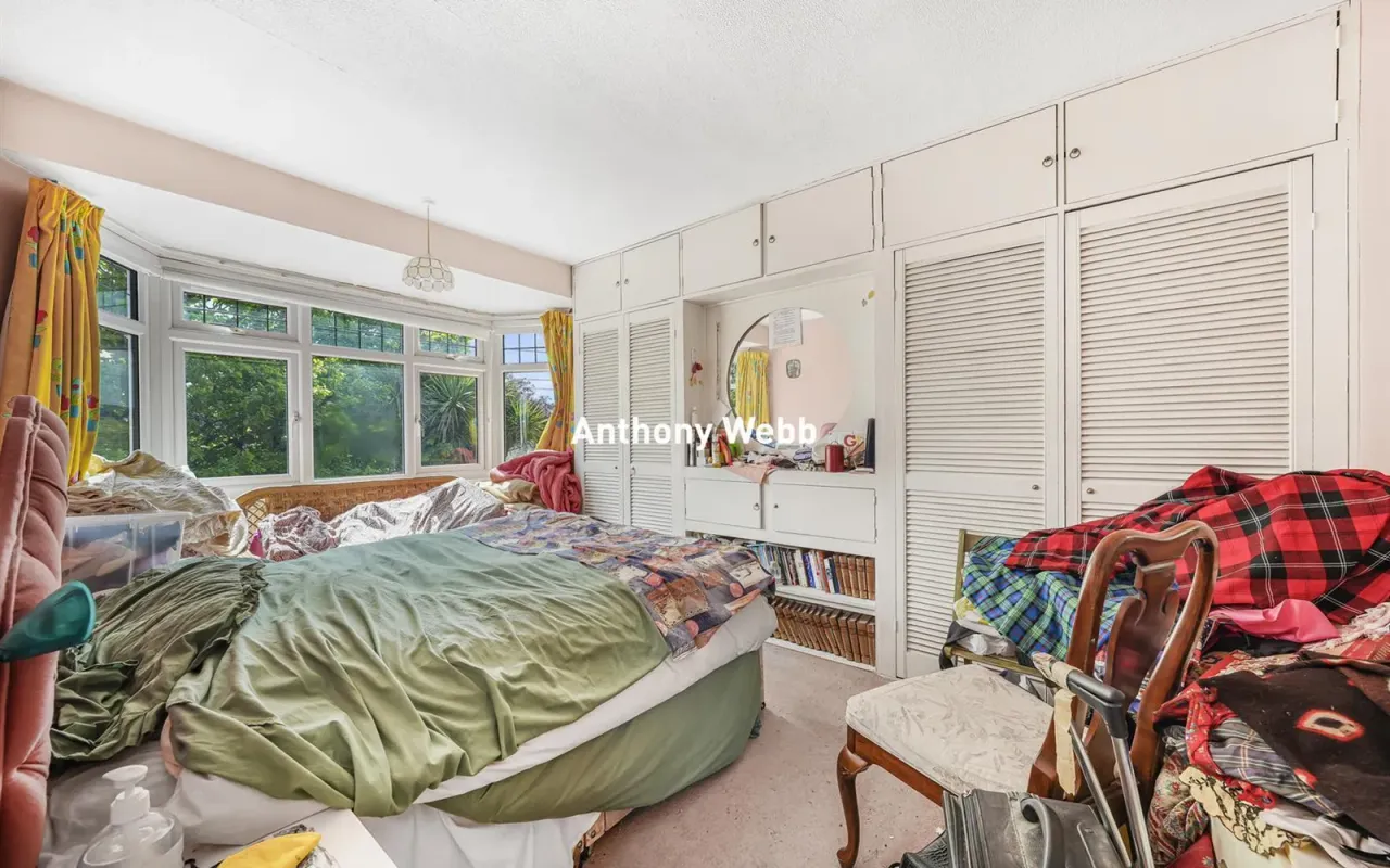 Fountains Crescent, Southgate, N14, photo 12