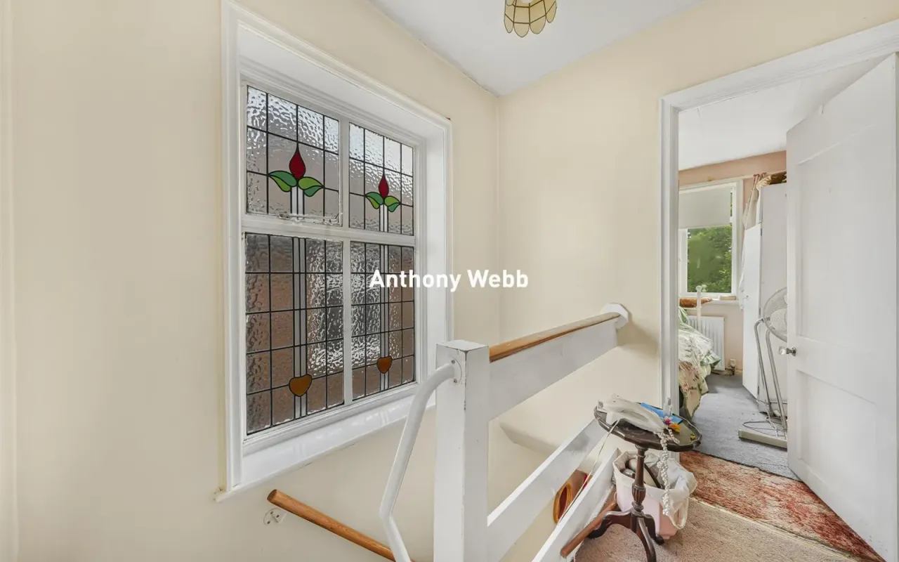 Fountains Crescent, Southgate, N14, photo 9