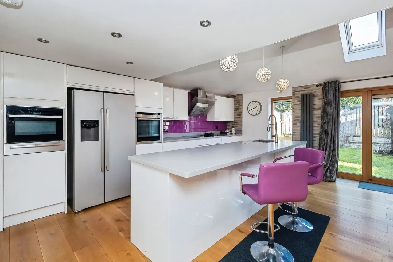 Harrop Fold, OLDHAM, Lancashire, OL8, photo 3