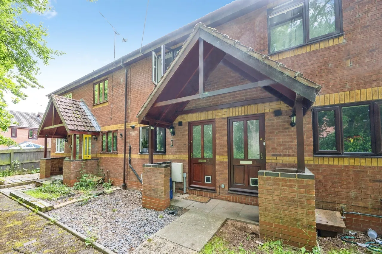 2 bed house for sale — Haines Avenue, Worcester