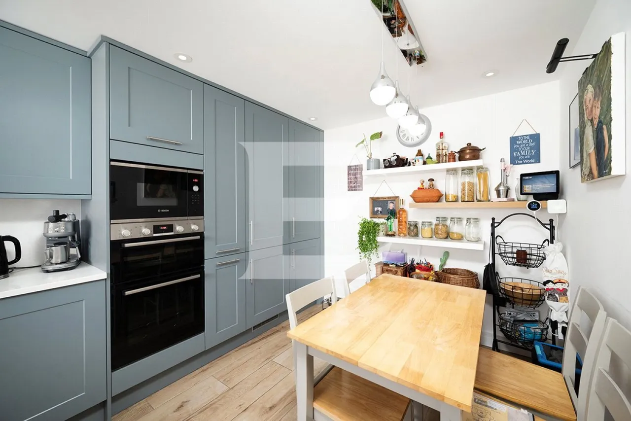 Moorlands Avenue, Mill Hill, NW7, photo 14