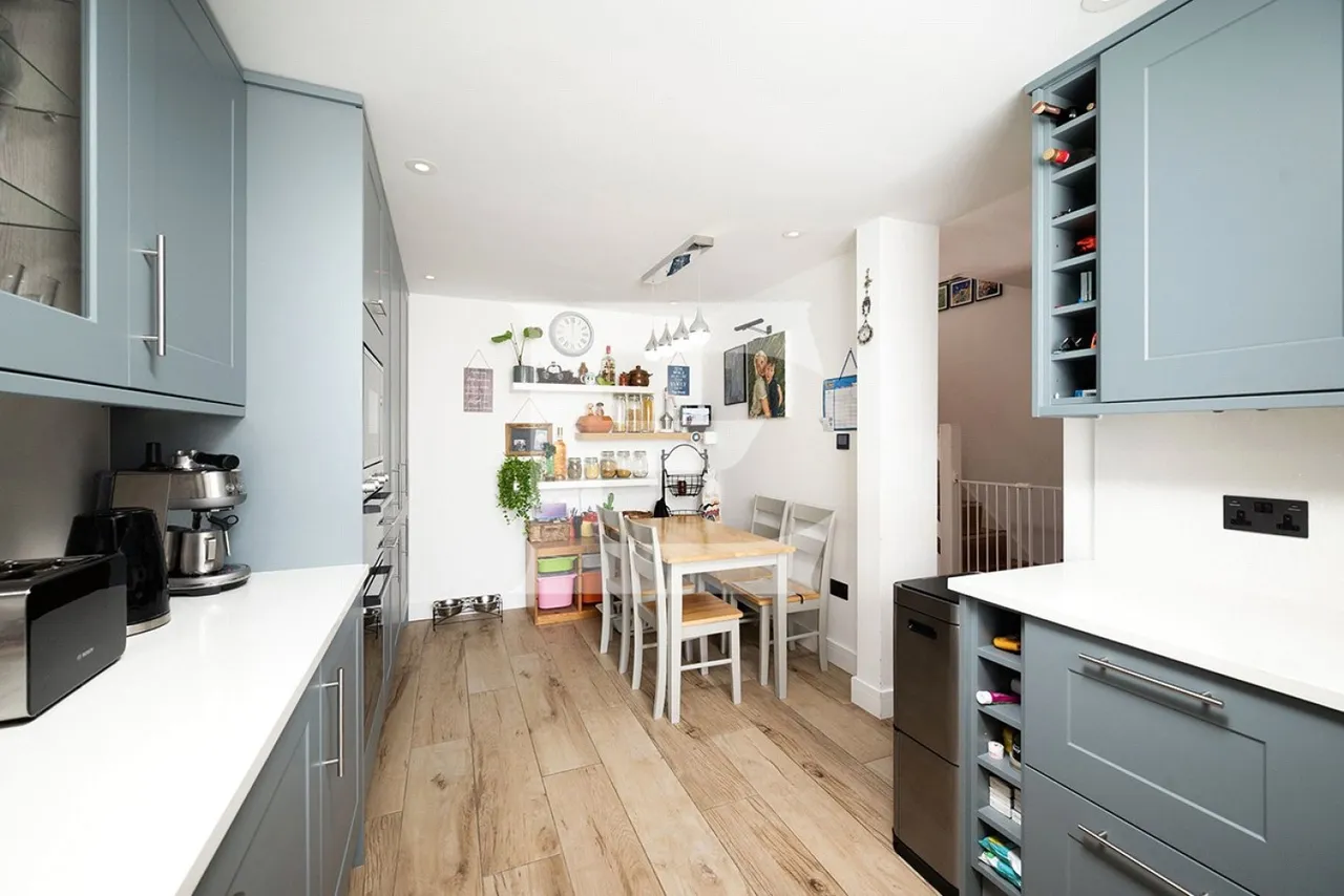 Moorlands Avenue, Mill Hill, NW7, photo 15
