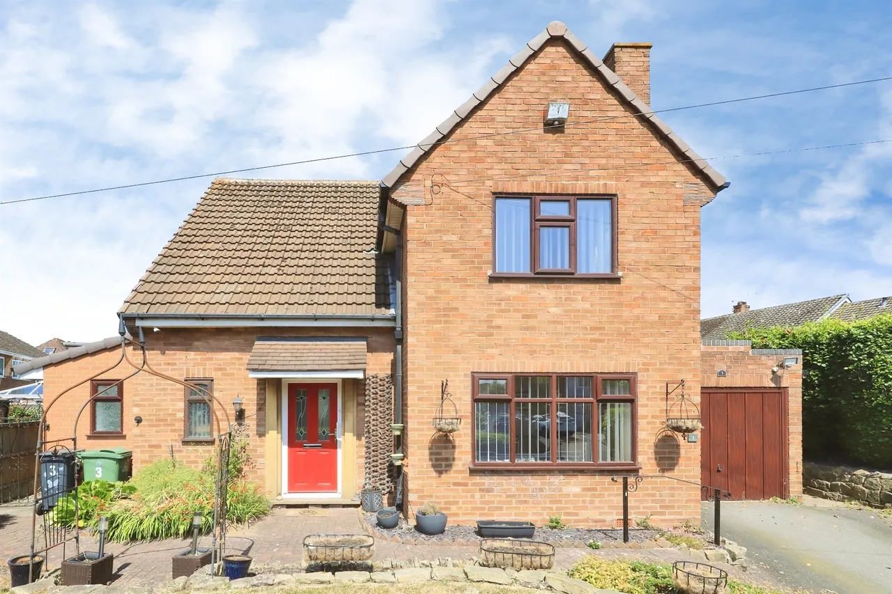 3 bed house for sale — Pedmore Lane, Stourbridge