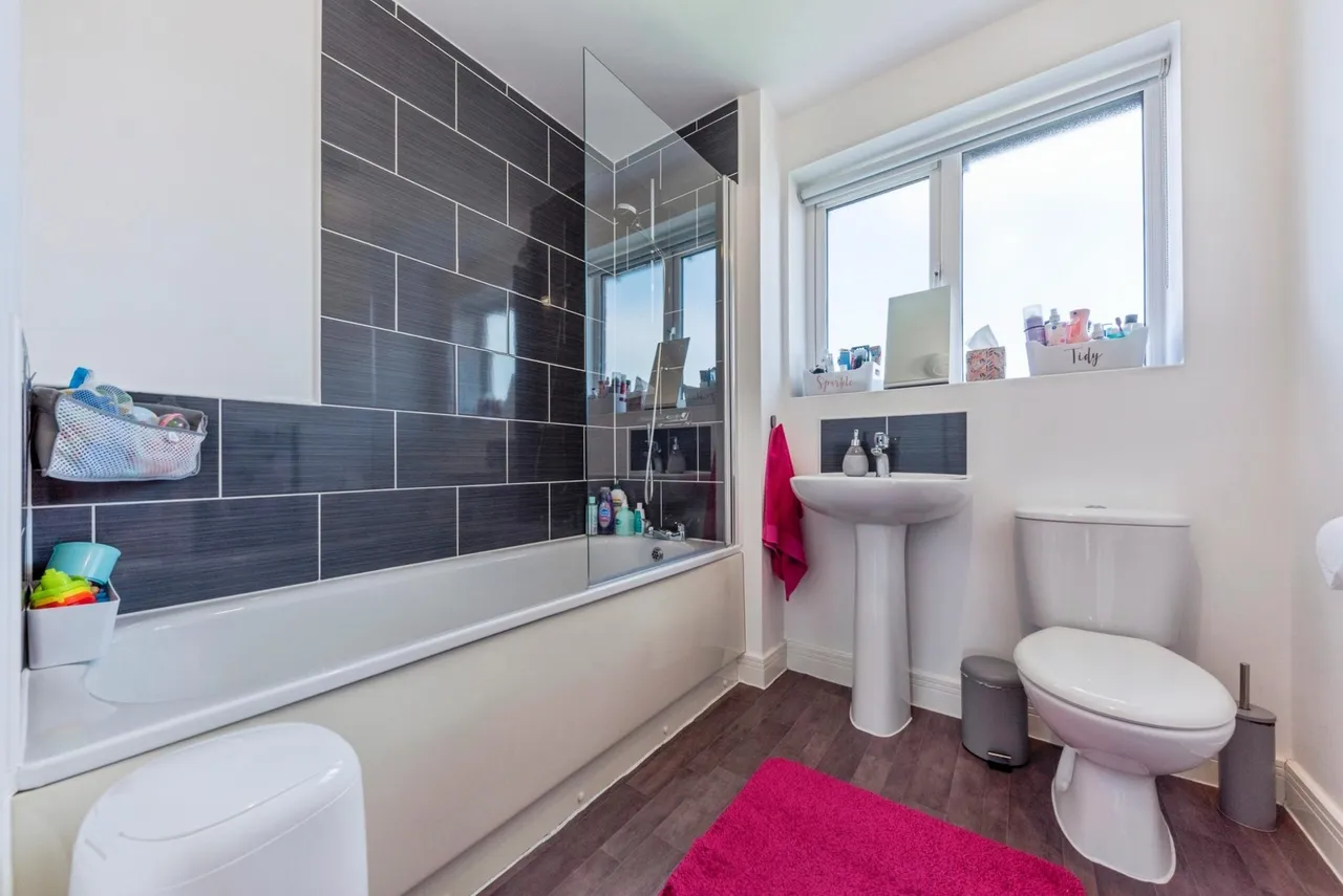Alnwick Way, Grantham, NG31, photo 10