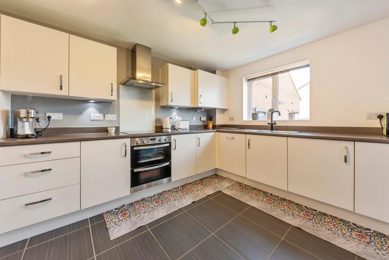 Alnwick Way, Grantham, NG31, photo 4