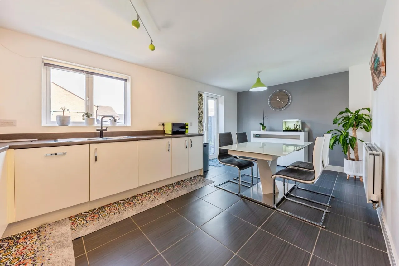 Alnwick Way, Grantham, NG31, photo 3