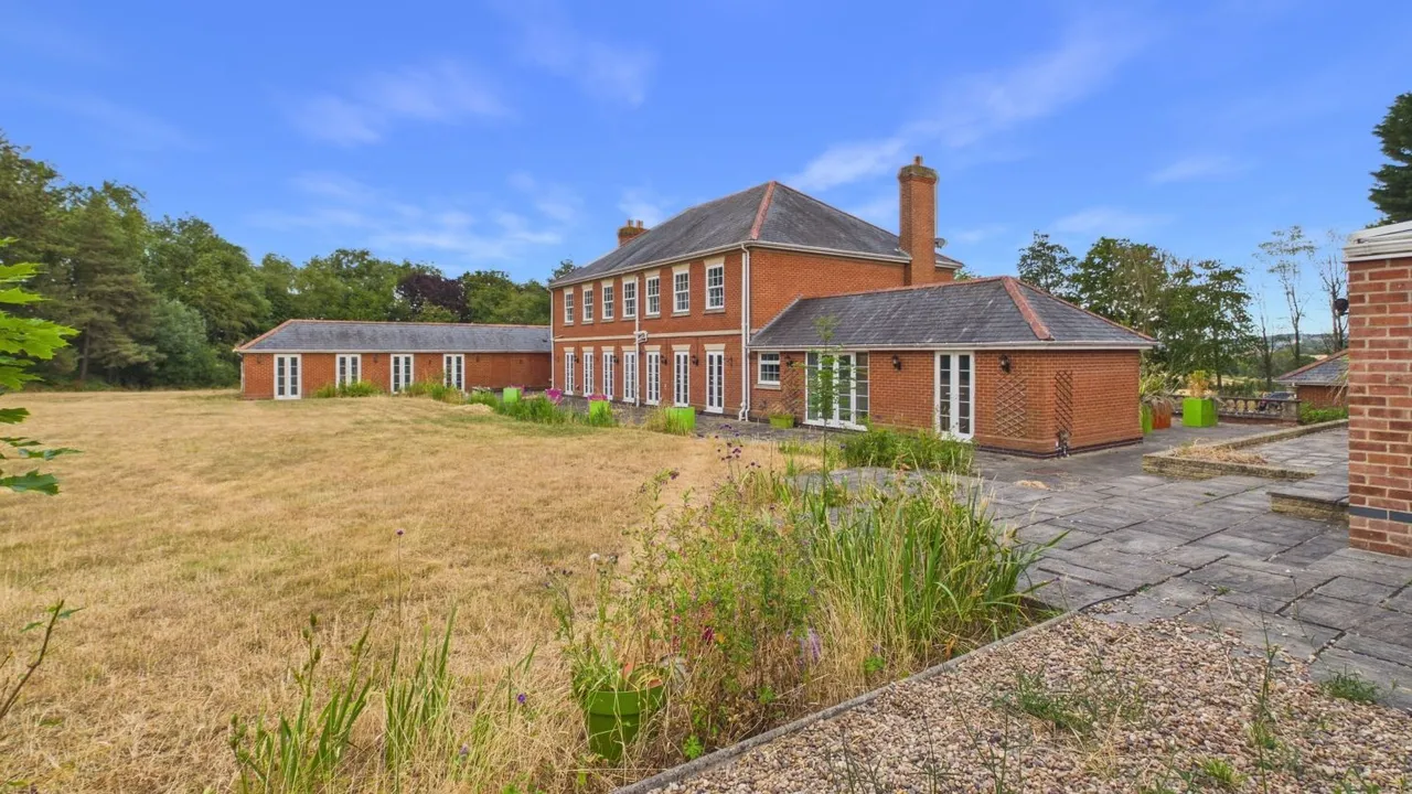 Highfields Manor Rempstone Road, Belton, LE12, photo 42