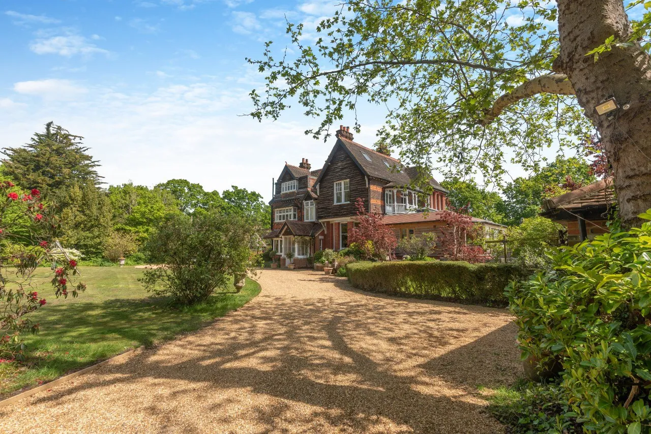6 bed house for sale, Lockhams Road, Curdridge, SO32
