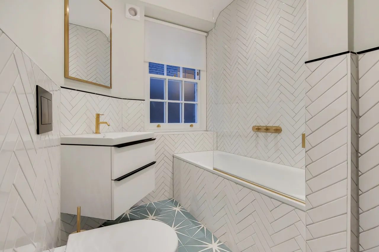 11 Abingdon Mansions, Pater Street, London, photo 9