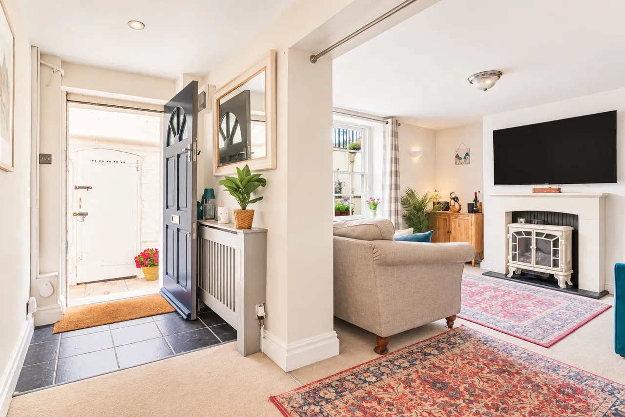 Grosvenor Place South, Cheltenham, GL52, photo 6