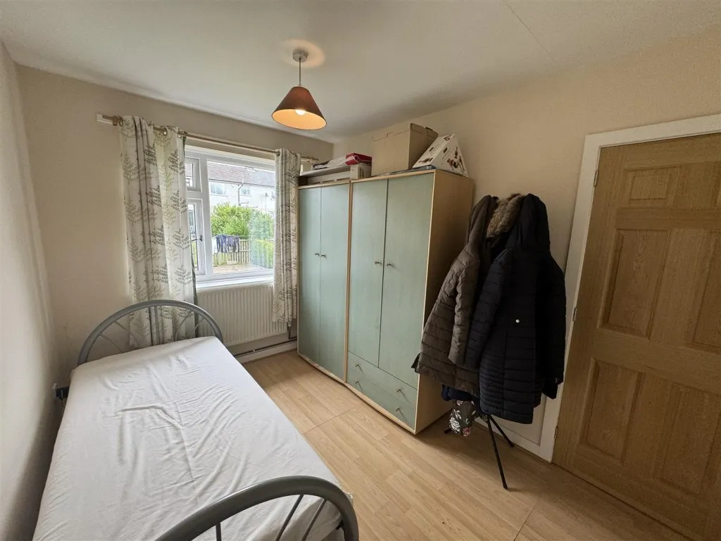 North Dean Road, Keighley, BD22, photo 14