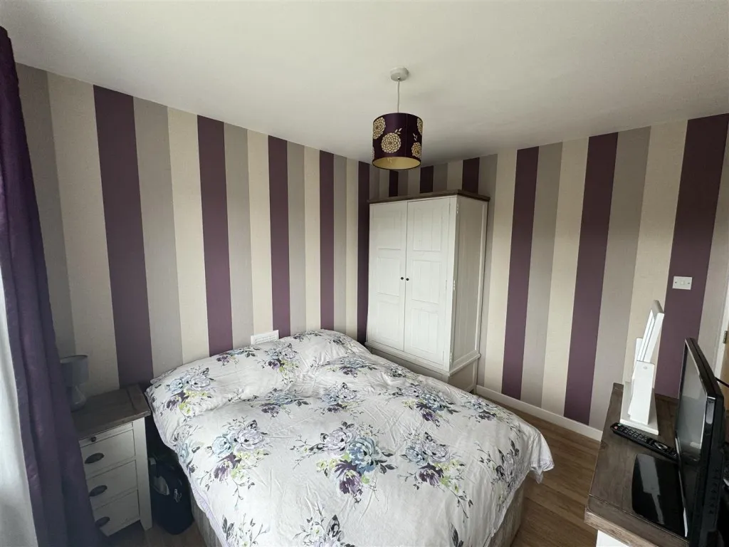 North Dean Road, Keighley, BD22, photo 13