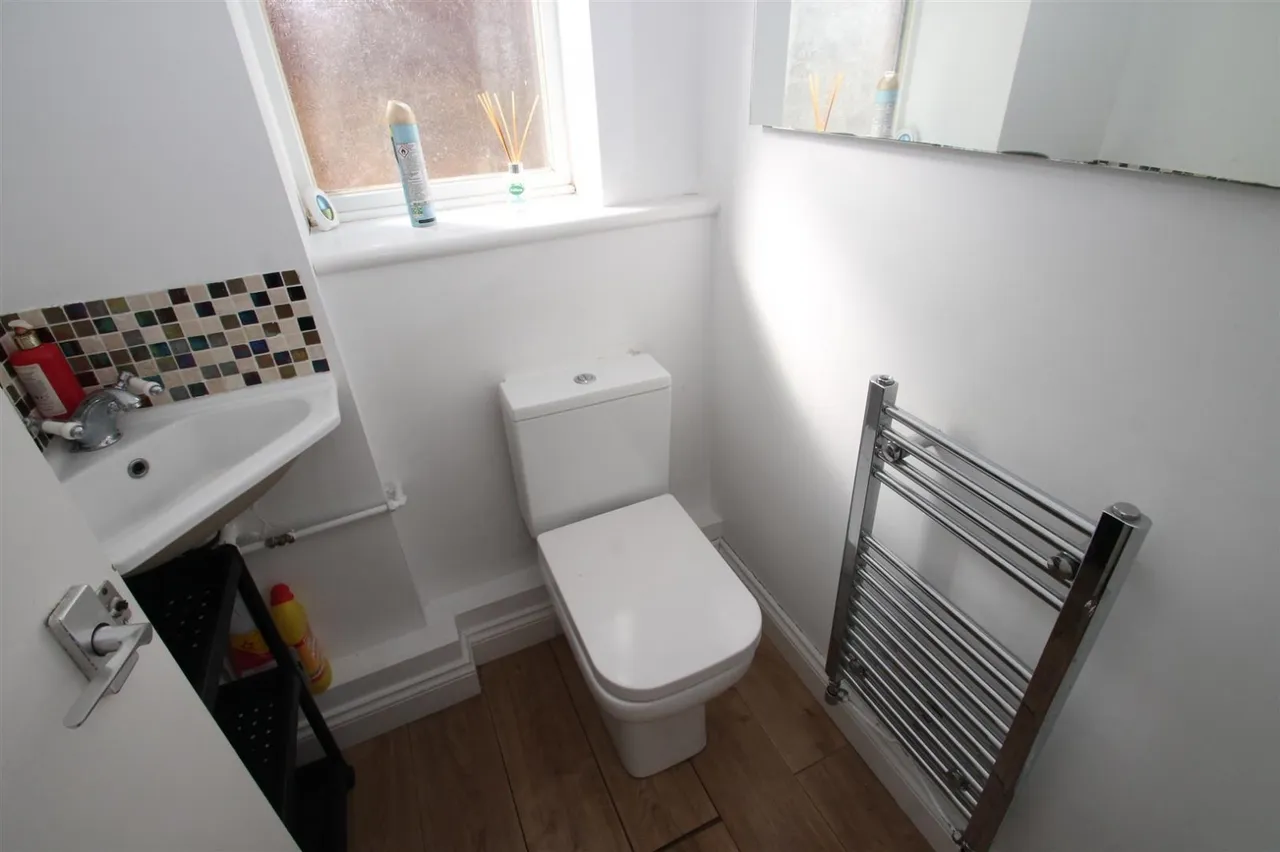 Ascot Drive, Dudley, photo 12