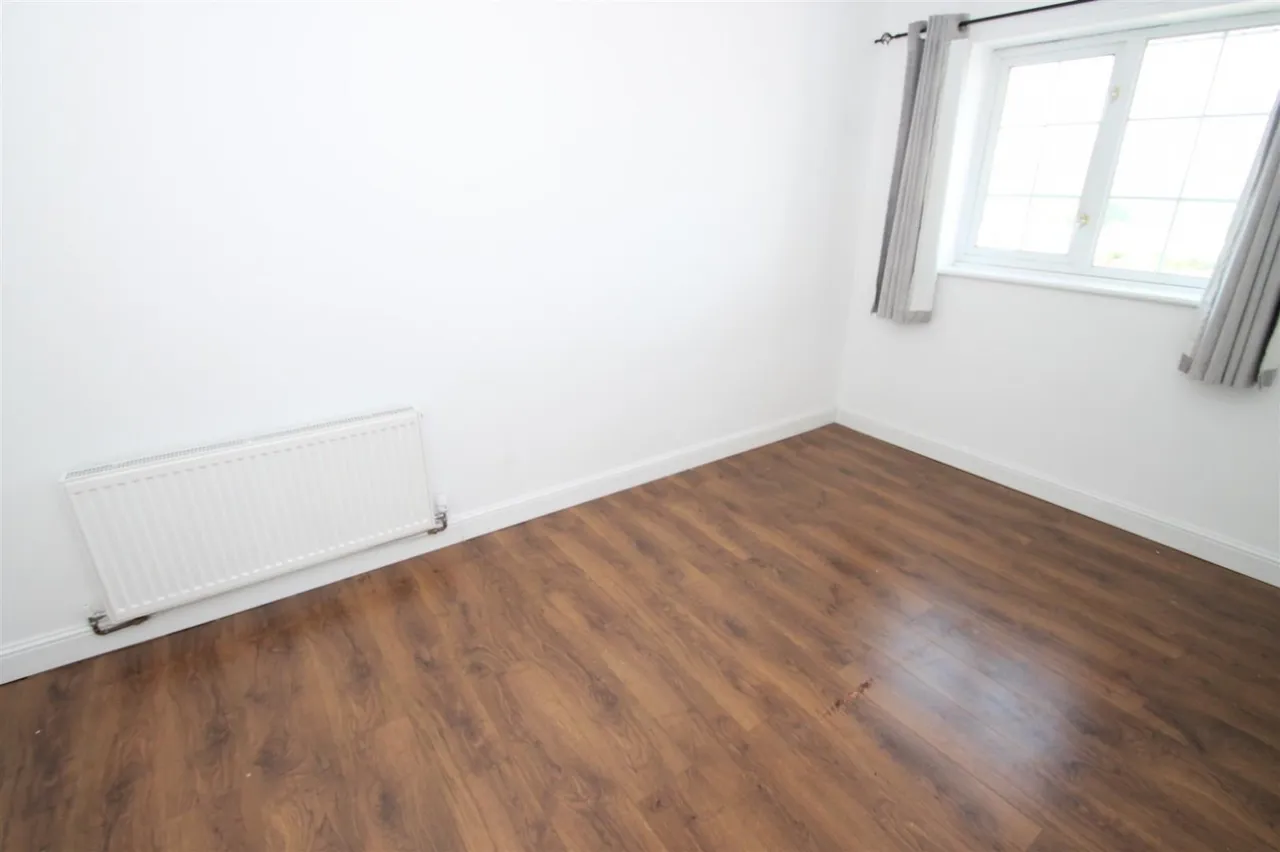 Ascot Drive, Dudley, photo 9