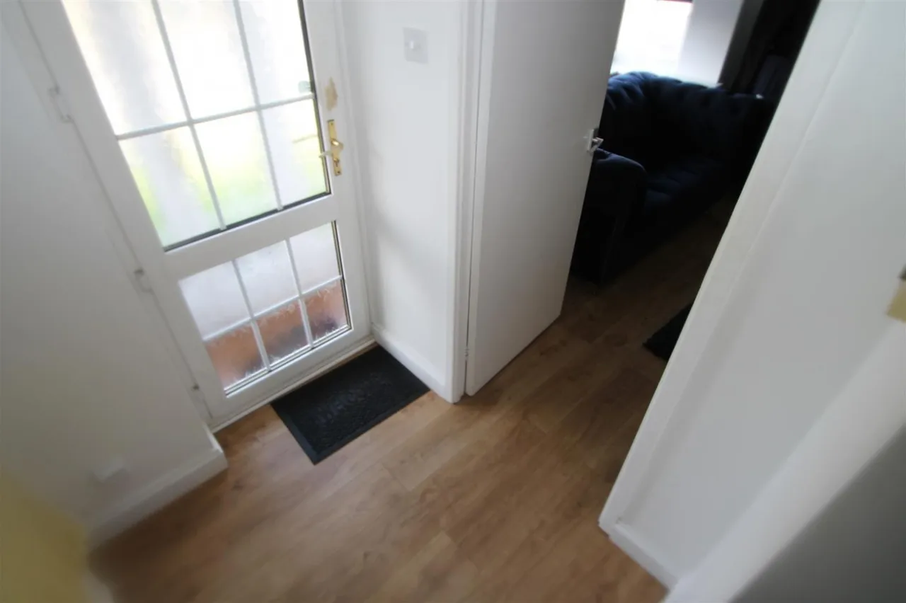 Ascot Drive, Dudley, photo 13