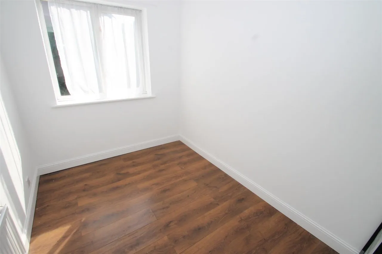 Ascot Drive, Dudley, photo 11