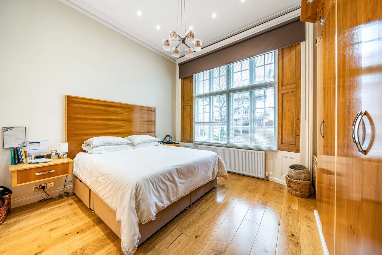 Flat 2, 17 Buckland Crescent, London, photo 6