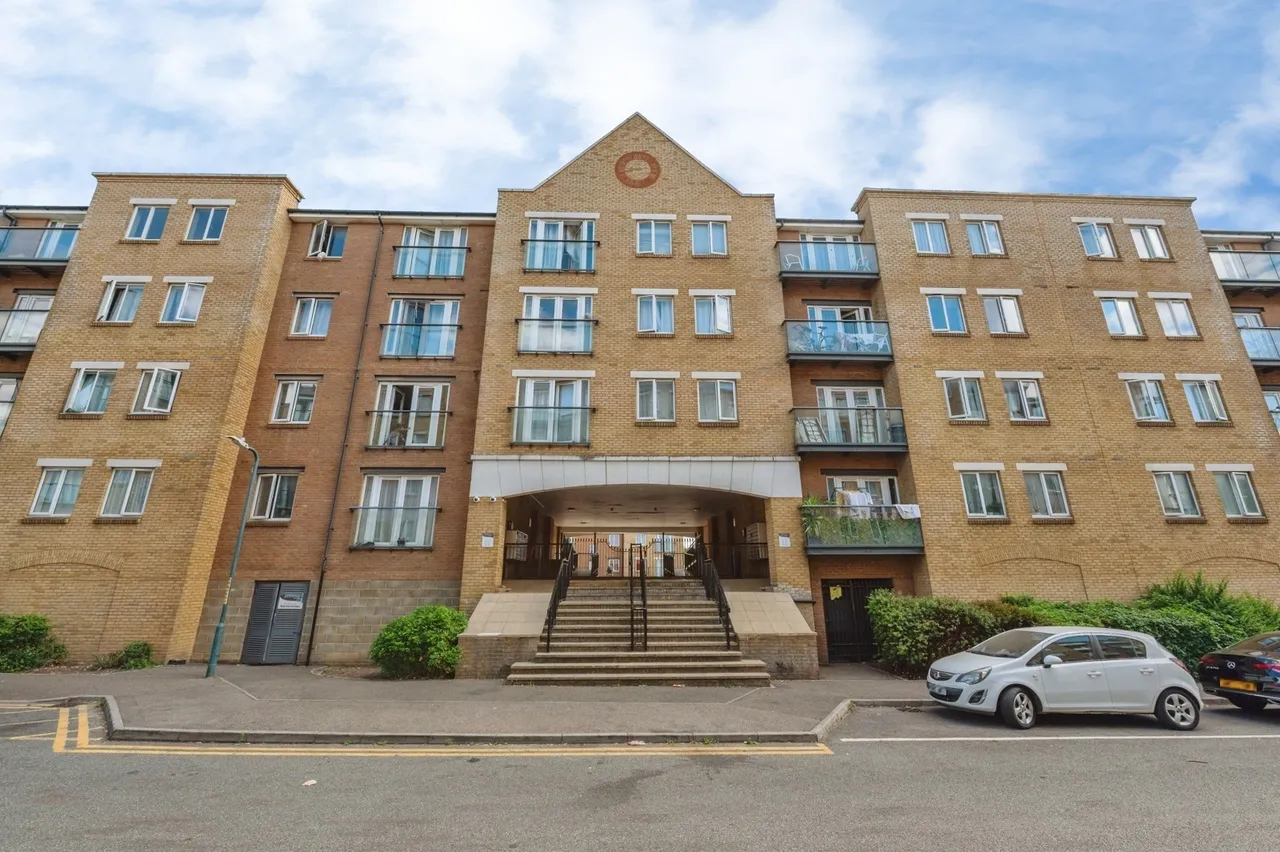 Black Eagle Drive, Northfleet, DA11, photo 14