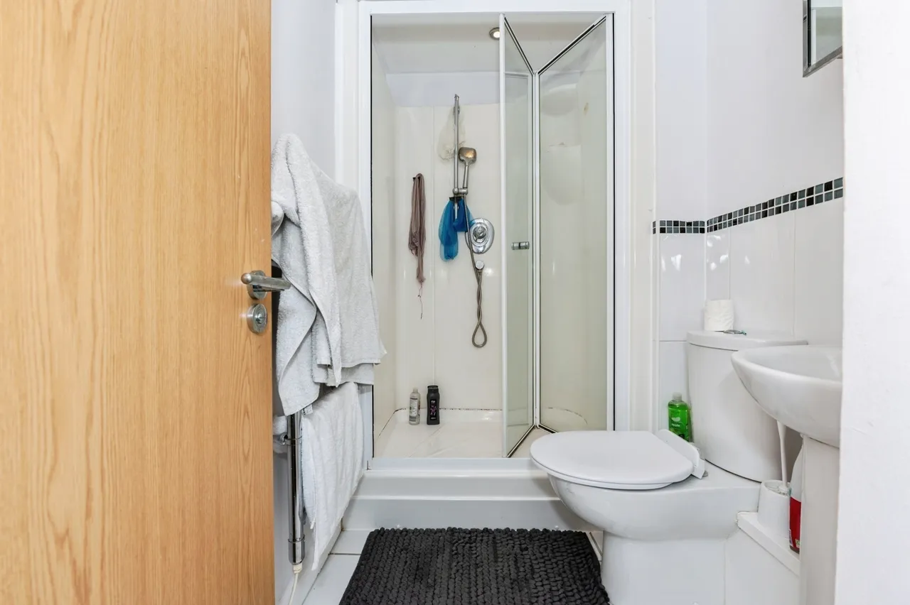 Black Eagle Drive, Northfleet, DA11, photo 12