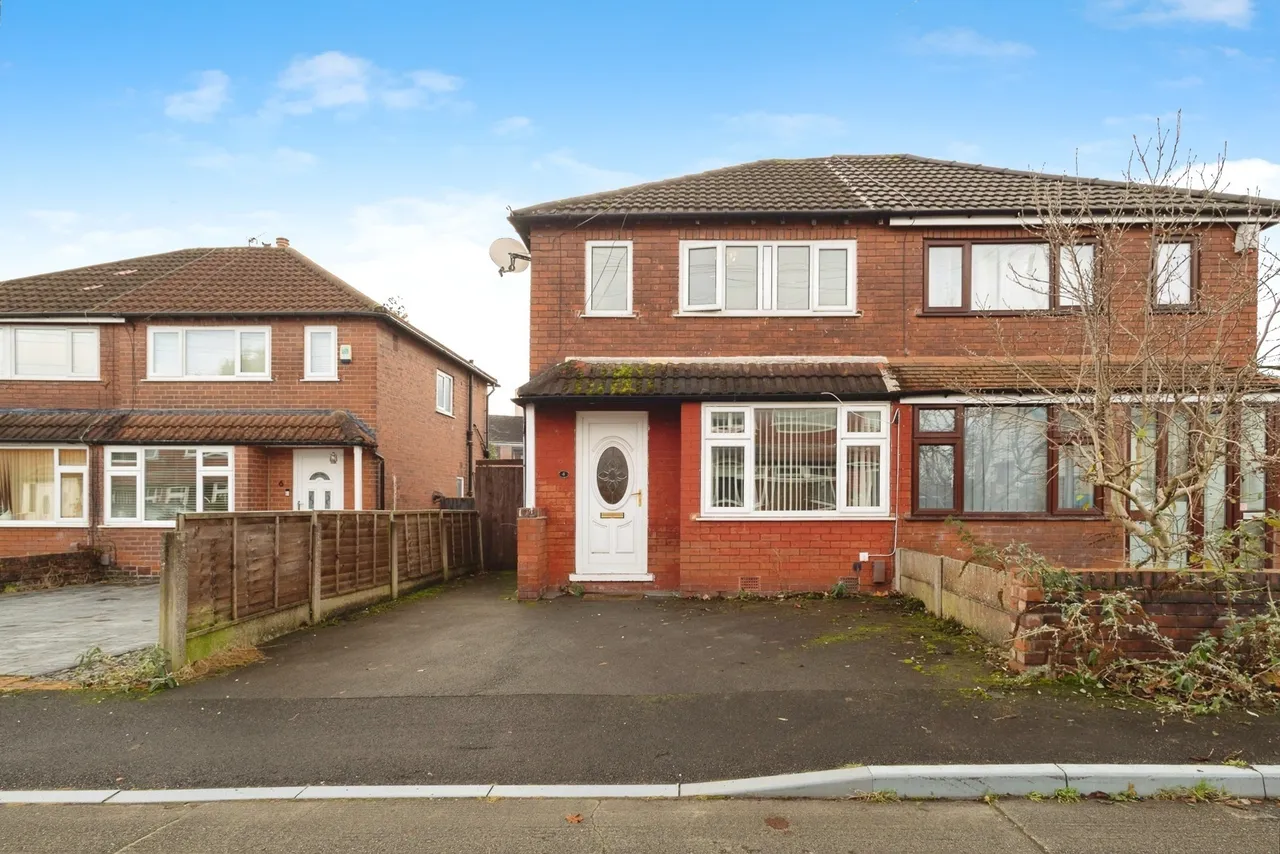 2 bed house for sale — Franklyn Road, Droylsden, Manchester, Greater Manchester, M43