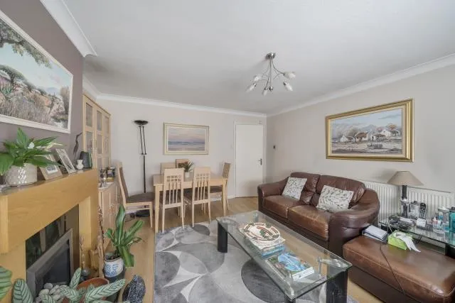 Holden Road, London, N12, photo 5