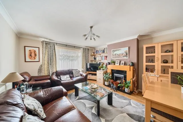 Holden Road, London, N12, photo 7